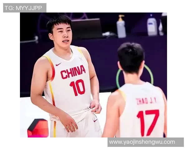 姚明在波兰的篮球之旅探索与文化交流的精彩瞬间