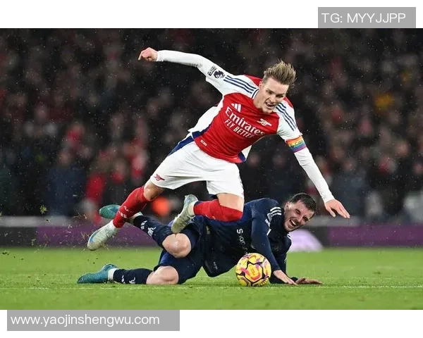 曼联大胜阿森纳五球狂潮帽子戏法点燃足总杯激情盛宴