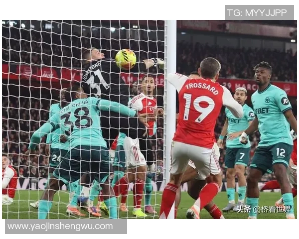 意甲激战巴黎圣日耳曼大胜阿森纳引发转会风波与球迷热议
