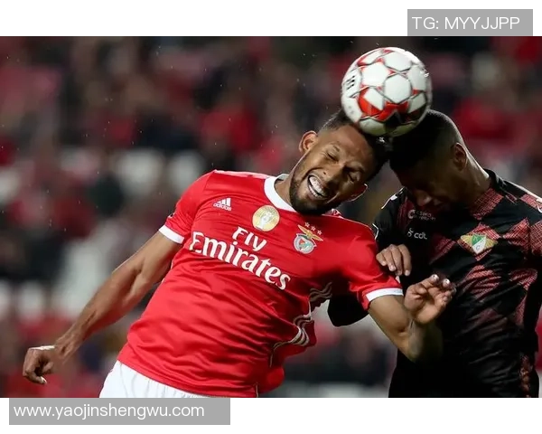 欧冠焦点战波尔图与本菲卡激战成平局全场沸腾瞬间回顾