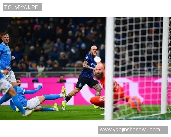 中超激战曼城6比2逆袭那不勒斯红牌事件引发全场热议