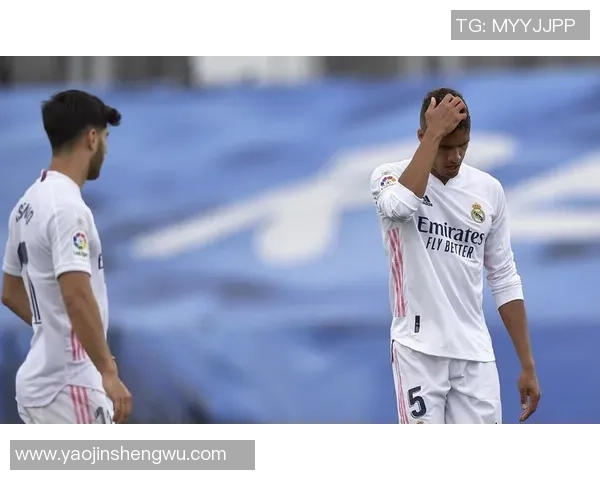 足总杯惊心动魄皇马逆转切尔西红牌事件引发全场热议