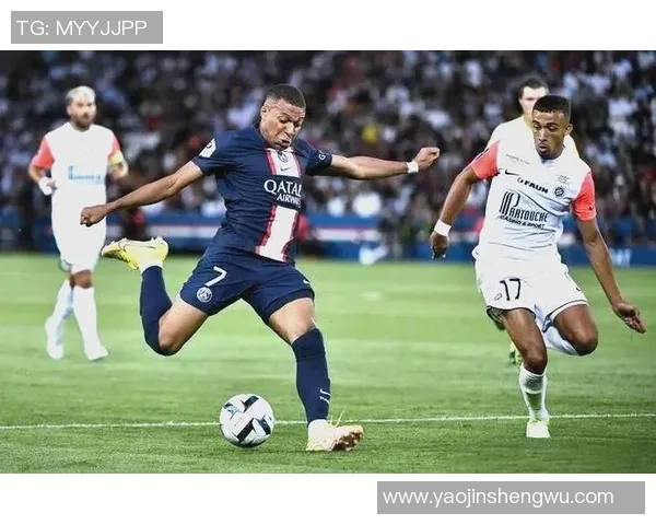英超激战巴黎圣日耳曼与多特蒙德平局点球大战精彩瞬间回顾与战术分析