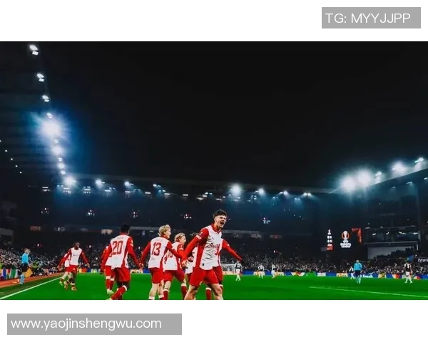 英超激战莱比锡逆转巴黎圣日耳曼绝杀时刻引发全场狂欢