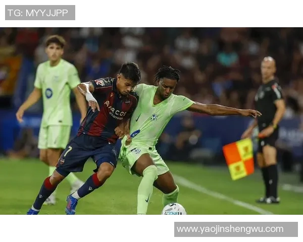 英超激战本菲卡逆转巴萨争议判罚引发全场热议