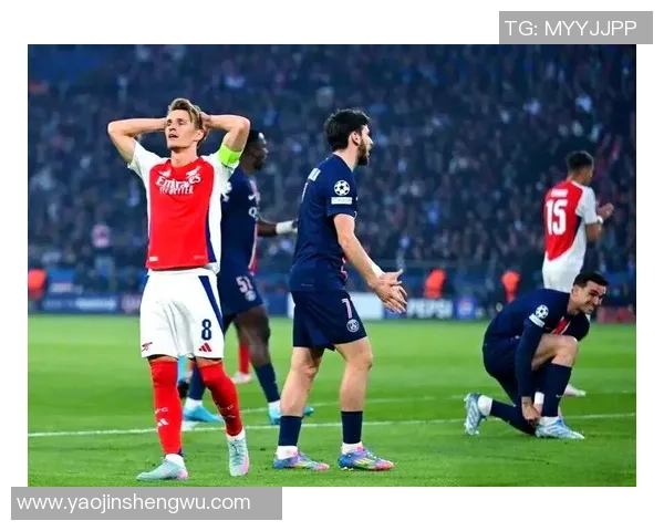 欧联杯精彩对决国米与巴黎圣日耳曼战成平局乌龙球成比赛转折点解析